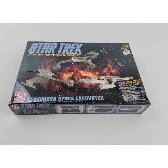 AMT Star Trek Legendary Space Encounter Model Kit AMT698 Fiber Optic SEALED - Picture 1 of 5